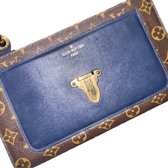 LOUIS VUITTON Victoire Chain Shoulder Bag Monogram Leather Marine Blue - Picture 4 of 5